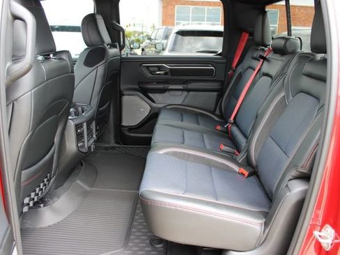 New 2026 RAM 1500 Laramie AWD/4WD image 47