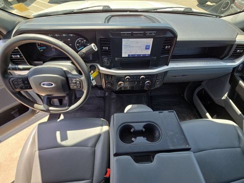 Used 2023 Ford F250 XL w/ 360-Degree Camera Package AWD/4WD image 11
