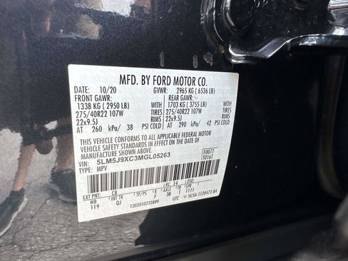 Used 2021 Lincoln Aviator Black Label w/ Dynamic Handling Package AWD/4WD image 32