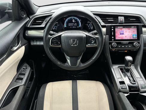 Used 2018 Honda Civic EX image 22