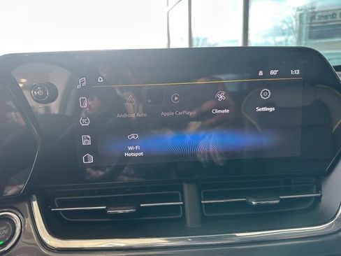 New 2026 Chevrolet Trax ACTIV w/ Sunroof Package image 32