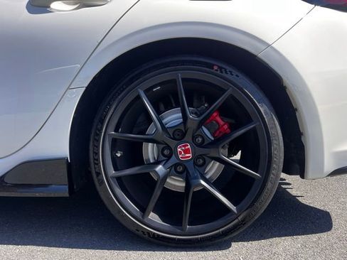Used 2023 Honda Civic Type R image 8