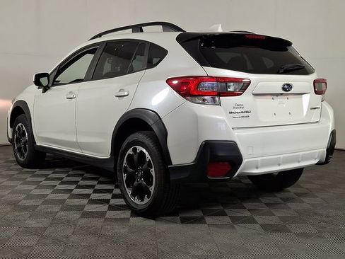 Used 2022 Subaru Crosstrek 2.0i Premium w/ Moonroof Package AWD/4WD image 6