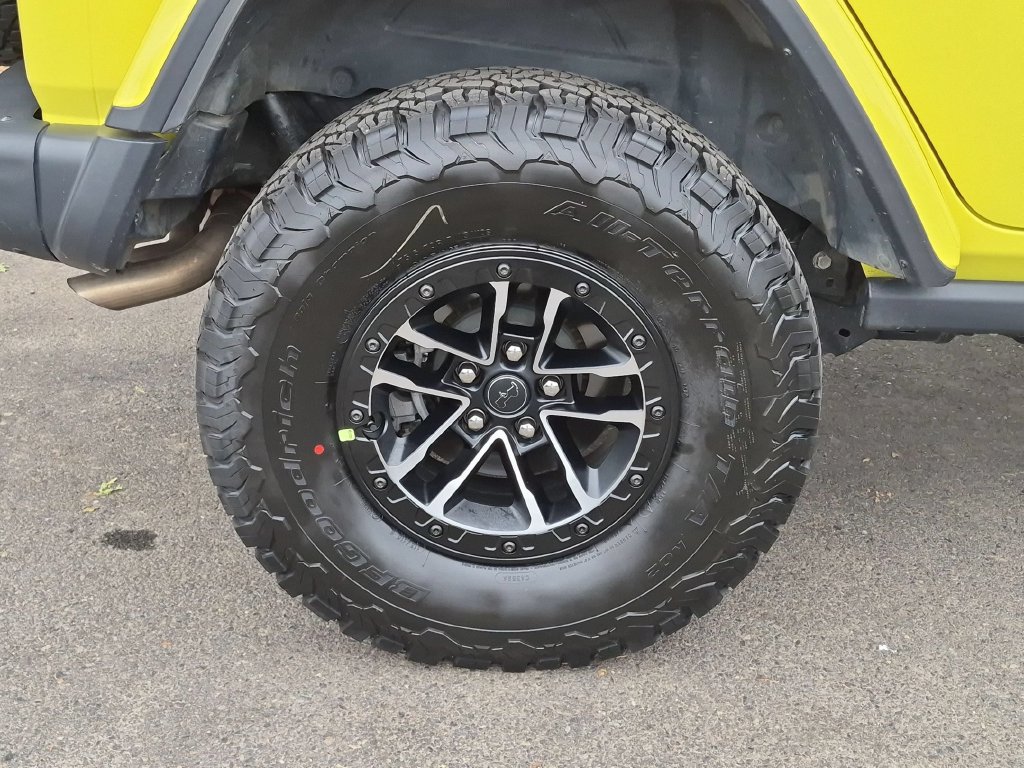 Used 2023 Jeep Wrangler Unlimited Rubicon 392 w/ Trailer Tow Package AWD/4WD image 9