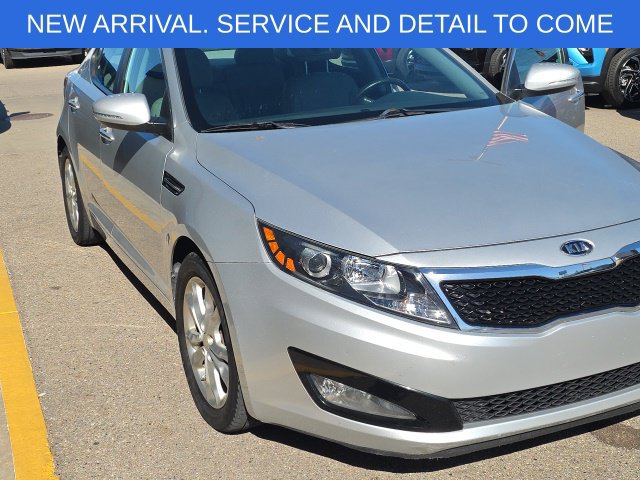 Used 2012 Kia Optima EX FWD image 18