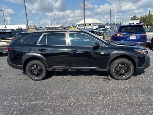 Used 2025 Subaru Outback Wilderness w/ Wilderness Package AWD/4WD image 2