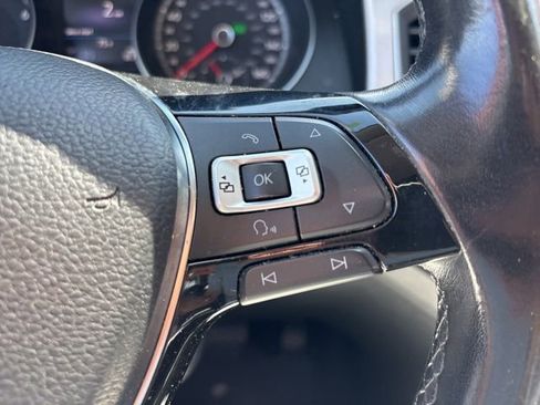 Used 2018 Volkswagen Atlas SE FWD image 20