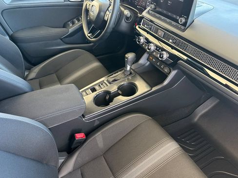 Used 2025 Honda Civic Sport image 15