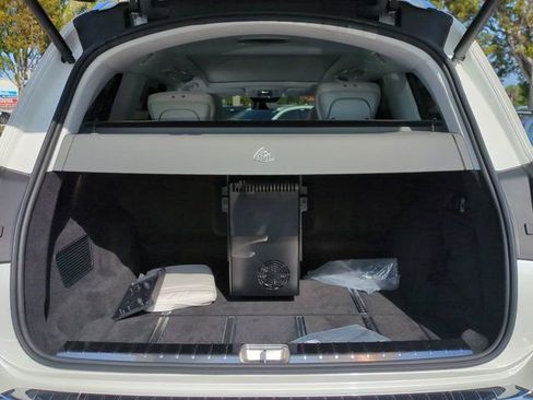 Used 2022 Mercedes-Benz Maybach GLS 600 4MATIC image 12