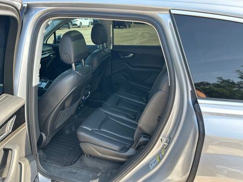 Used 2019 Audi Q7 3.0T Prestige w/ Prestige Package AWD/4WD image 6