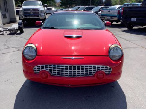 Used 2002 Ford Thunderbird Deluxe image 4