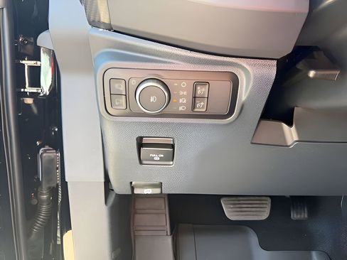 New 2025 Ford Bronco Raptor image 19