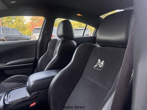Used 2019 Dodge Charger Scat Pack w/ Plus Group RWD image 21