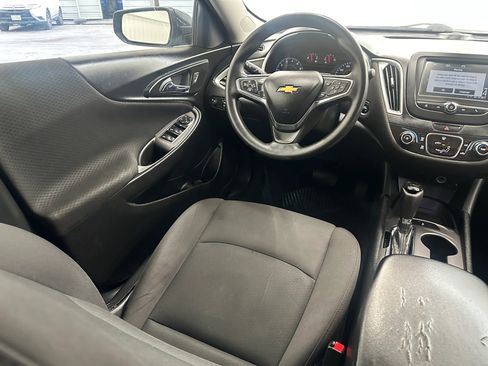 Used 2017 Chevrolet Malibu LS image 15
