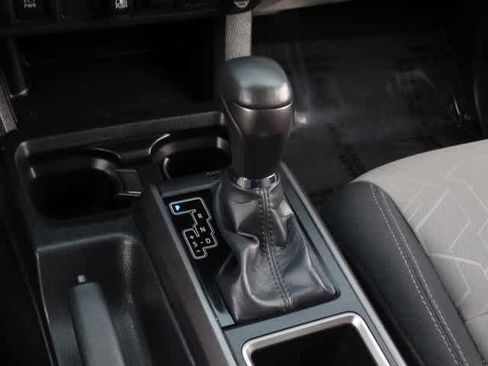 Used 2023 Toyota Tacoma TRD Off-Road image 34