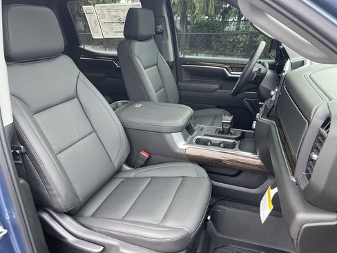 New 2026 GMC Sierra 1500 Elevation w/ Elevation Premium Package AWD/4WD image 29