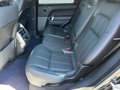 Used 2019 Land Rover Range Rover Sport HST AWD/4WD image 19