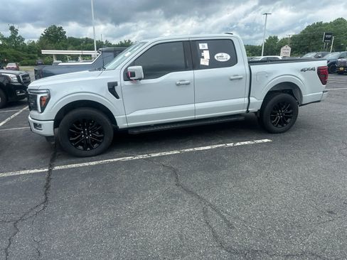 Used 2024 Ford F150 Lariat AWD/4WD image 3