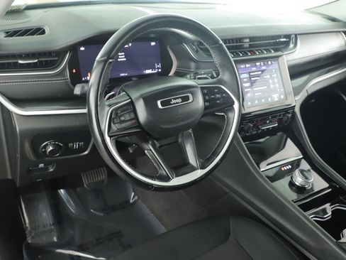 Certified 2021 Jeep Grand Cherokee L Laredo w/ Luxury Tech Group I image 12