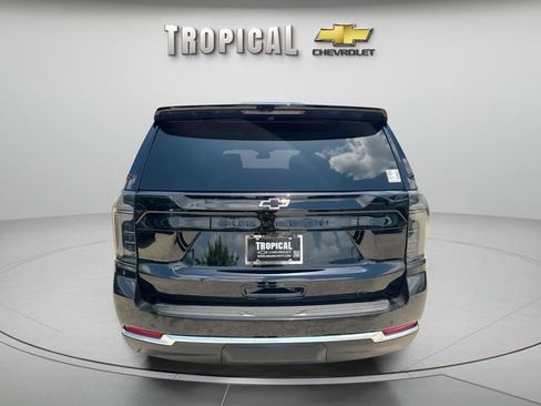 New 2026 Chevrolet Suburban LT w/ Comfort Package RWD image 4