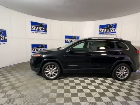 Used 2018 Jeep Cherokee Limited AWD/4WD image 7
