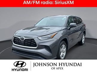 Used 2021 Toyota Highlander L video 1