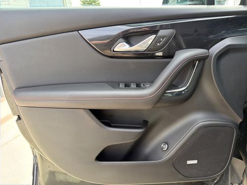 Used 2025 Chevrolet Blazer RS image 9