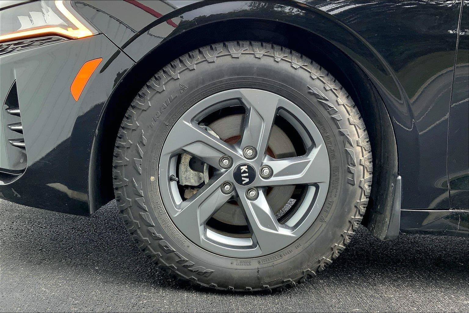 Used 2021 Kia K5 LXS AWD/4WD image 9