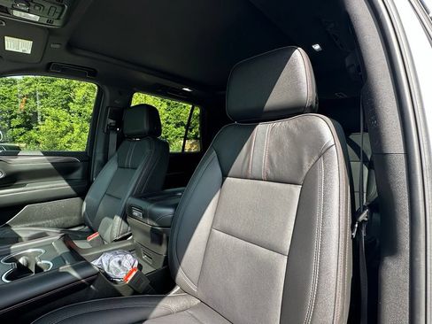 Used 2023 Chevrolet Tahoe RST w/ Luxury Package AWD/4WD image 18