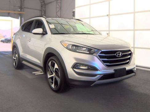 Used 2018 Hyundai Tucson Value AWD/4WD image 2