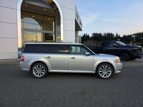 Used 2011 Ford Flex Limited image 2