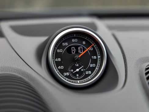 Certified 2024 Porsche 718 Boxster image 31