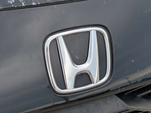 Used 2025 Honda HR-V Sport image 13