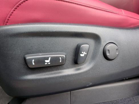 Used 2023 Lexus GX 460 Premium w/ Premium Package image 27