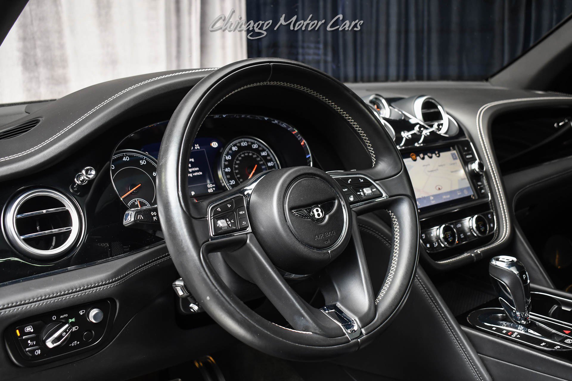 Used 2017 Bentley Bentayga AWD/4WD image 9