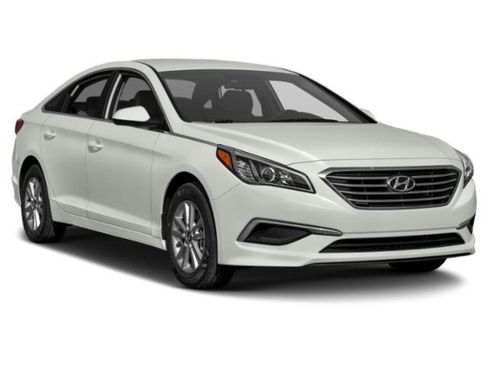 Used 2015 Hyundai Sonata SE FWD image 9