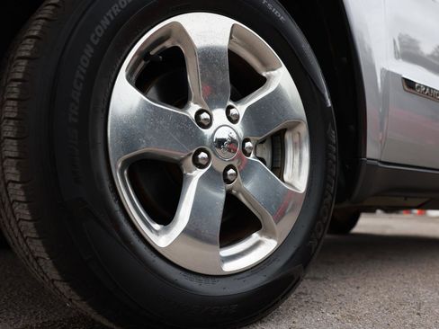 Used 2013 Jeep Grand Cherokee Limited image 31