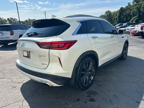 Used 2020 INFINITI QX50 Essential w/ Edition 30 Package FWD image 6