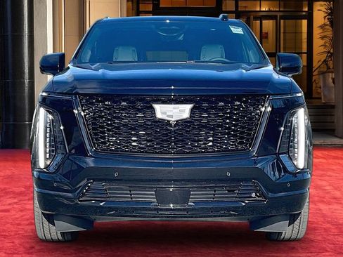New 2026 Cadillac Escalade Platinum Sport AWD/4WD image 3
