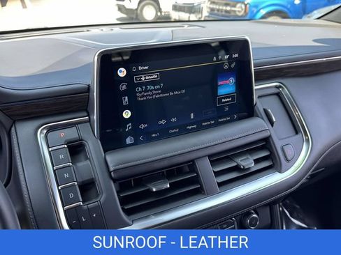 Certified 2022 Chevrolet Suburban Z71 w/ Off-Road Capability Package AWD/4WD image 3