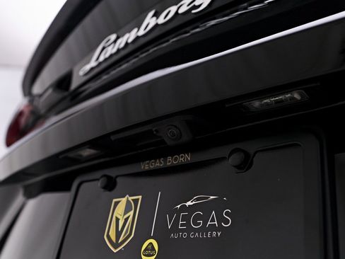 Used 2022 Lamborghini Urus image 24