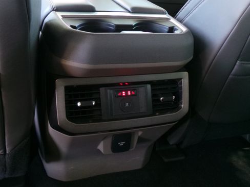 Used 2025 Ford F250 Platinum w/ Platinum Plus Package AWD/4WD image 42