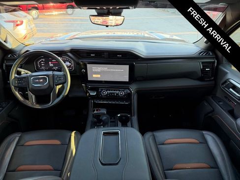 Used 2022 GMC Sierra 1500 AT4 w/ AT4 Premium Package AWD/4WD image 5