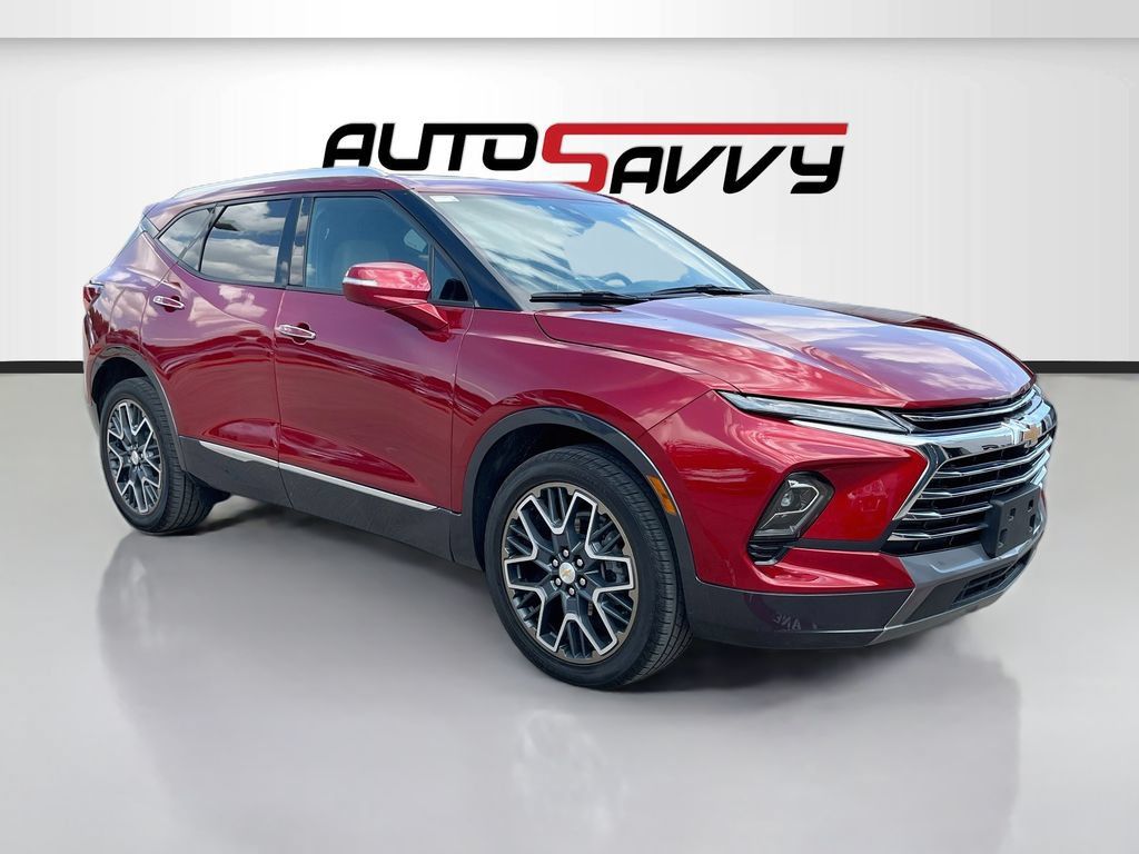 Used 2025 Chevrolet Blazer Premier w/ Driver Confidence II Package AWD/4WD image 1