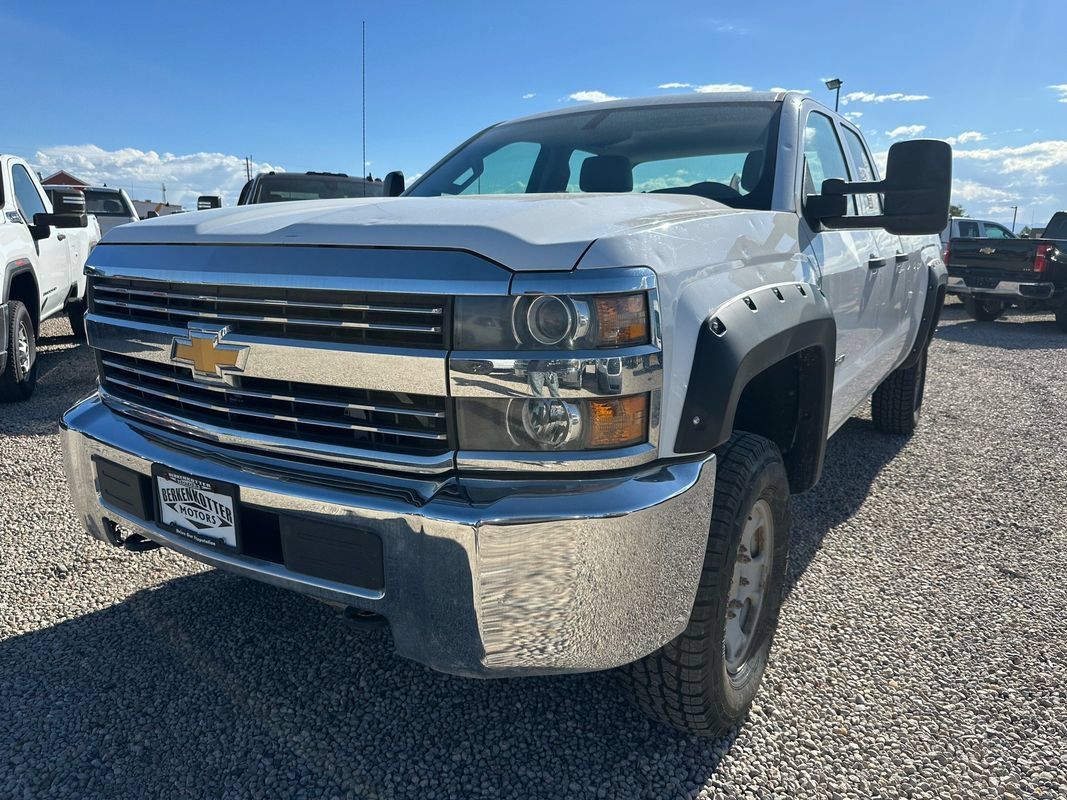 Used 2015 Chevrolet Silverado 2500 W/T AWD/4WD image 38