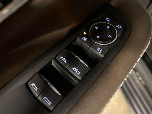 Certified 2026 GMC Yukon Denali Ultimate AWD/4WD image 19
