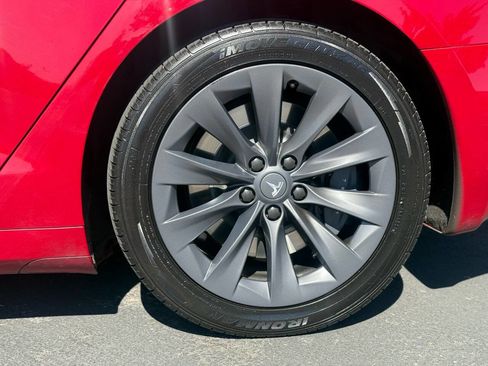 Used 2018 Tesla Model S 100D image 21