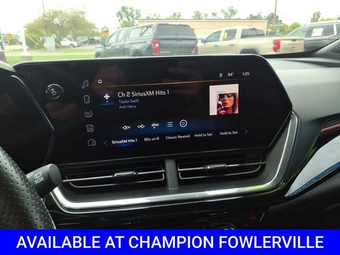 Used 2024 Chevrolet Trax RS w/ Driver Confidence Package FWD image 19