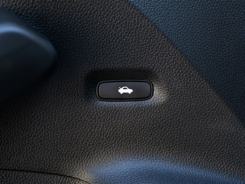 Certified 2025 Honda Civic Sport image 38