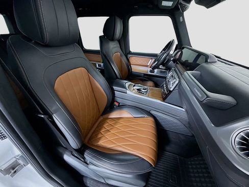 Used 2023 Mercedes-Benz G 550 image 30
